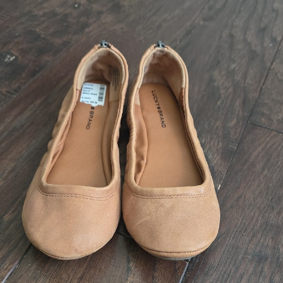 Lucky Brand Shoes - Lucky Brand Tan Ballet Flats Size 6